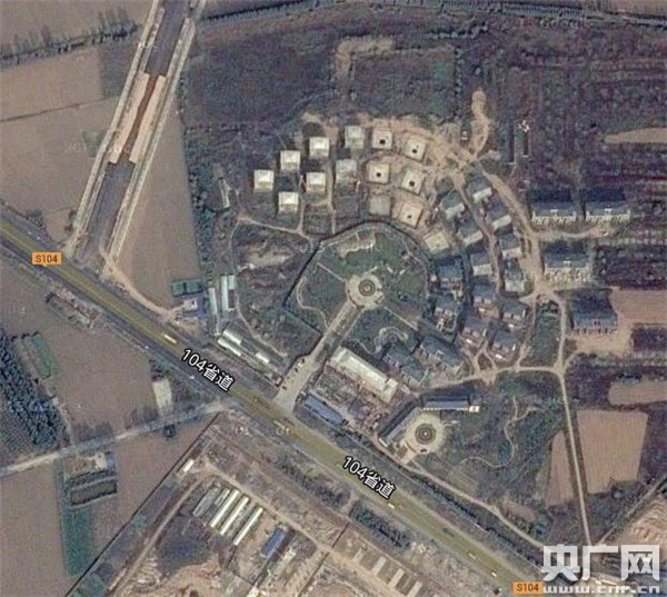 河南新乡一科研用地别墅热销:未批先开工 无