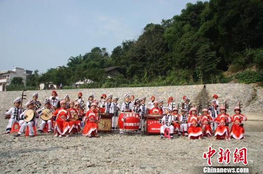 湖北建始民间"丝弦锣鼓" 被誉为土家交响乐_文化频道
