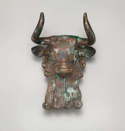 古代美索不达米亚的青铜牛头作品（约公元前2600-前2350年）
