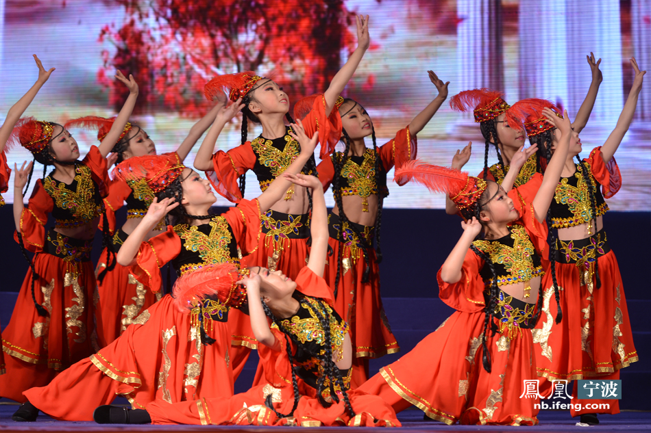 2015第五届宁波网络春晚成了草根明星们的舞台_宁波频道_凤凰网