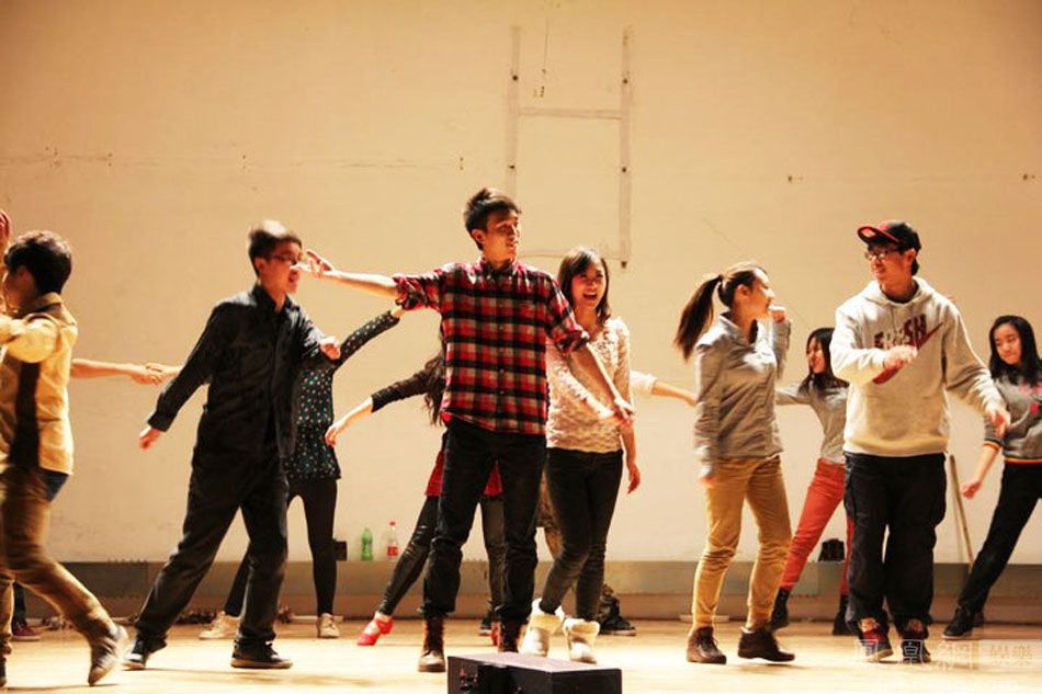 音乐剧《豌豆女仆》精彩排练照[高清大图]_娱乐频道_凤凰网