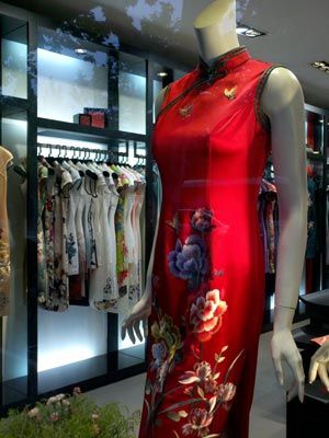 上海：前世经典今生传奇的旗袍故事