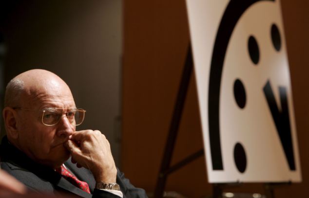 末日时钟前进一分钟 科学家呼吁关注气候变化