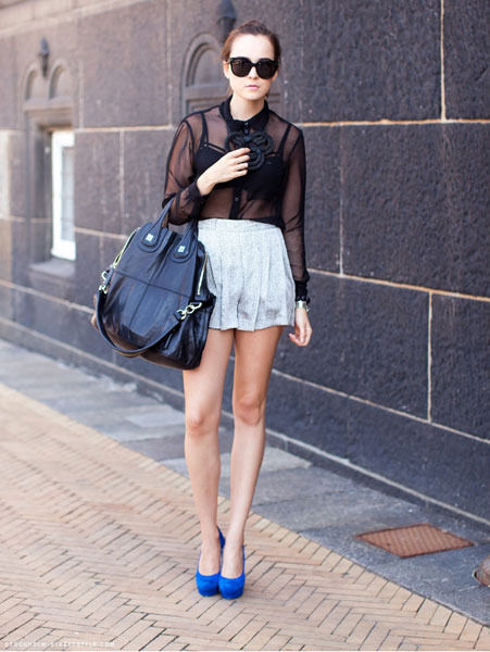 <em>街拍</em>美女大尺度<em>透视装</em>_时尚频道_凤凰网