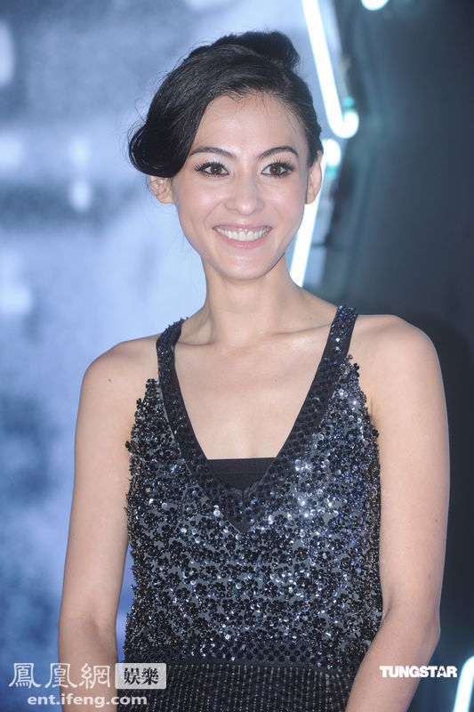 凤凰传奇_凤凰传奇一年收入(2)