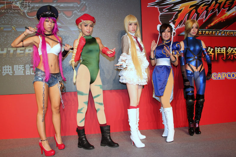 《街霸X铁拳》将推出中文版!收录55名角色