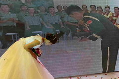 新疆军人与千里外新娘办视频婚礼