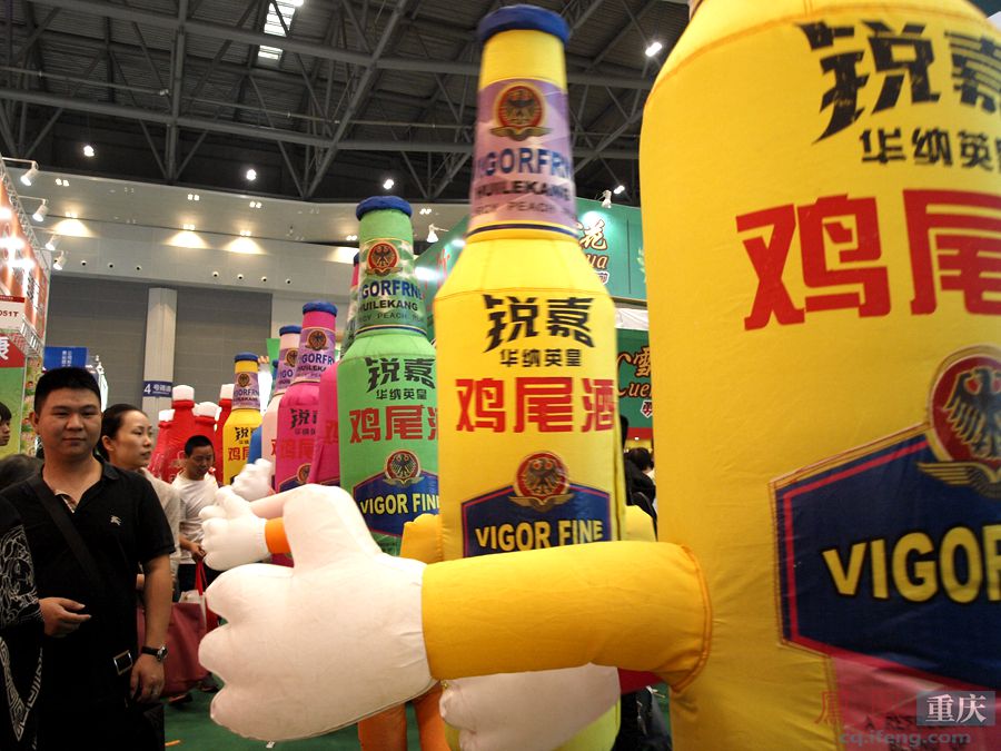 直击糖酒会:商品广告夸张以博眼球 企业参展