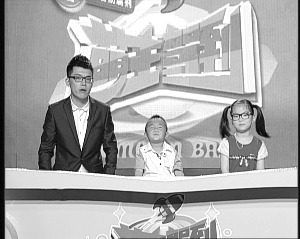 江苏综艺《萌主驾到》 200萌娃河西闹六一