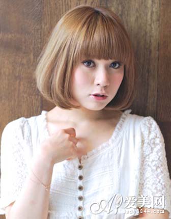 <em>齐刘海</em>适合什么脸型 减龄更瘦脸_辽宁频道_凤