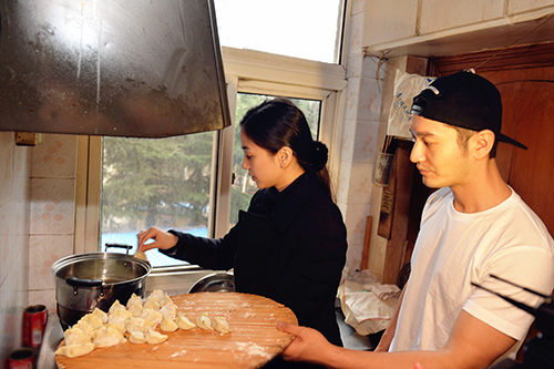 老总吃饺子_吃饺子卡通图片