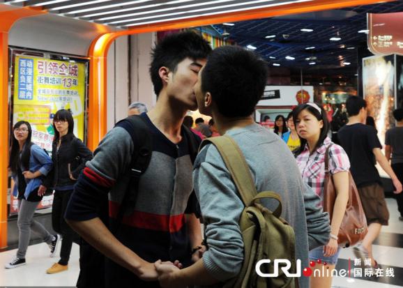 组图:镜头下的<em>同性恋</em>者:那些饱受非议的人_公