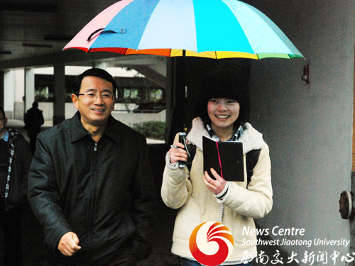 陈春阳校长巡视<em>犀浦</em>校区教学工作