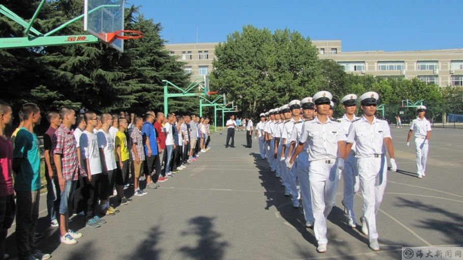 轮机工程学院2012级新生入学教育.
