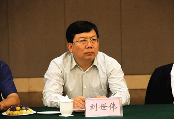 王树权书记出席哈工大中原地区校友会工作交流