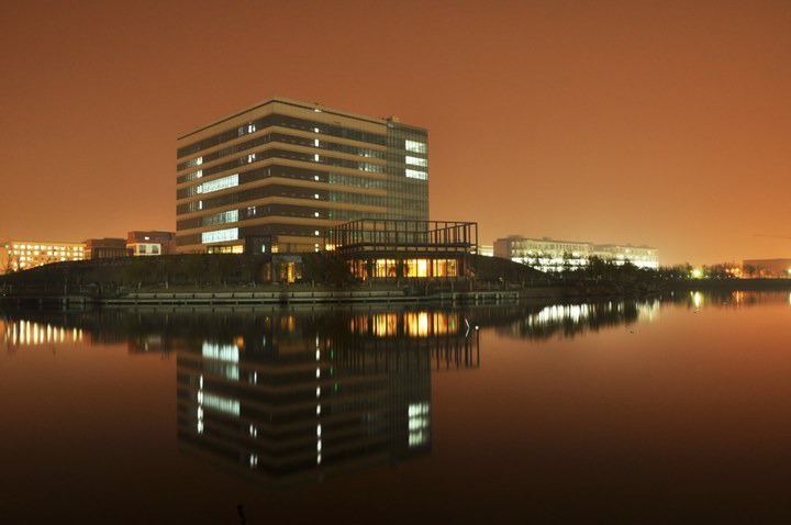 艺术学院校园优秀摄影作品展为校庆添彩