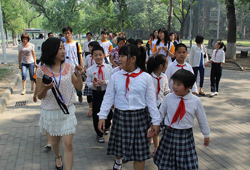 小学生提前体验大学生活