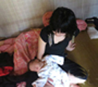 大一女生校园内产子