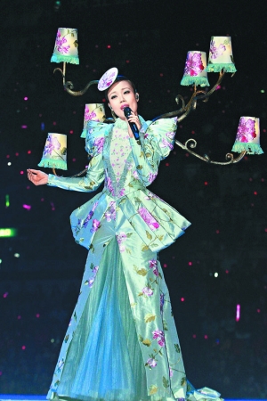 彭羚红馆出山掀漩涡