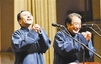 李伯祥,杜国芝表演相声