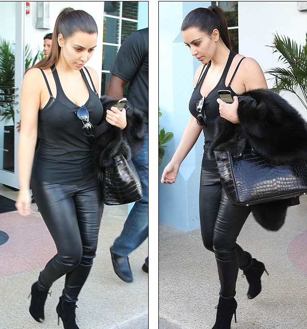 当前位置:扒皮吧陈淀素颜照相关图片