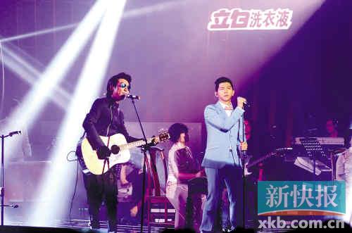 《我是歌手》半决赛羽泉改编《大地》致敬BE