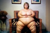 超级肥胖女人拍写真，“千斤”小姐的另类美。