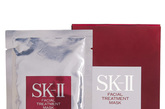 SK-II护肤面膜
720RMB/盒（6片）
产品介绍：一片面膜含一整瓶30ml的Pitera精华，能一次过给肌肤10倍的pitera滋养，一扫环境带给肌肤的压力和损害。
特有成分：pitera是酵母在发酵过程中所提炼出来的一种液体。具有优异的滋润及特殊保湿功能。

