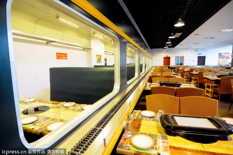南宁推出火车主题餐厅 火车开动传送美食 