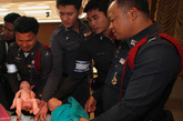 泰国交警接生训练