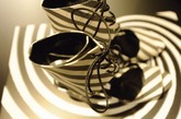 最早期的一对复刻鞋名为「Piaggi」(1974)，当然就是为Anna Piaggi特别设计的，￥7,314。
