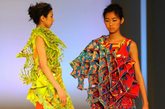 当地时间2012年4月24日，日本东京，启蒙时装设计师大赛Soen Prize举行。日本新锐作品层出不穷令人眼前一亮。