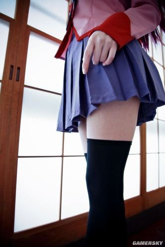 超<em>短裙</em>黑丝<em>诱惑</em> 《化物语》战场原COS图_游戏