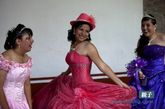 墨西哥女孩的“成年礼”一般都很隆重，花费和办一场婚礼差不多。