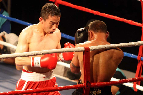 中国拳手成新任WBO洲际拳王[高清]