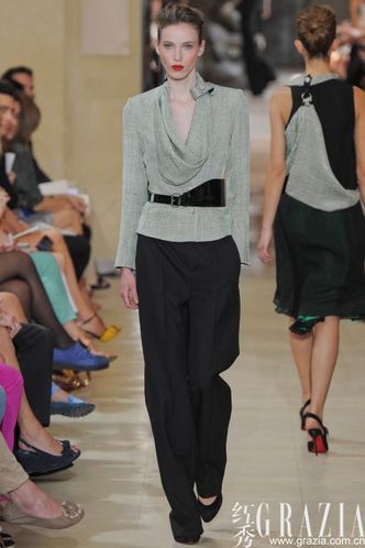 再定义女人味：Bouchra Jarrar 2012秋冬高级定制