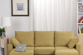 无论皮质沙发还是布艺沙发，都是现代客厅一道最美的风景。今天小编推荐多款超美沙发，让你的客厅因它们而靓丽多彩。（实习编辑 谢微霄）