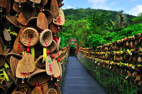 呀诺达雨林文化旅游区 海南的香格里拉