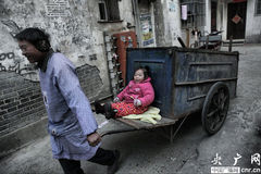 垃圾车上的童年