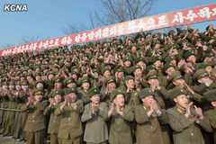 金正恩新年视察军队照片