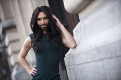 变性歌手拍写真