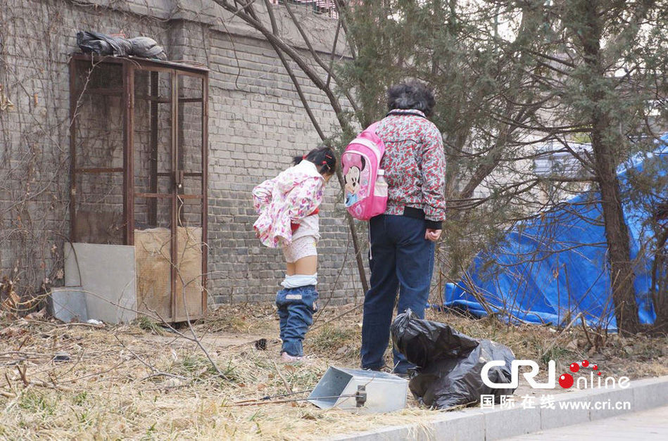 <em>女厕</em>大小便高清_<em>女厕窥</em>拍_偷排女厕