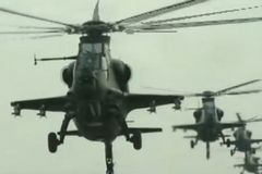 解放军首支直10飞行大队亮相