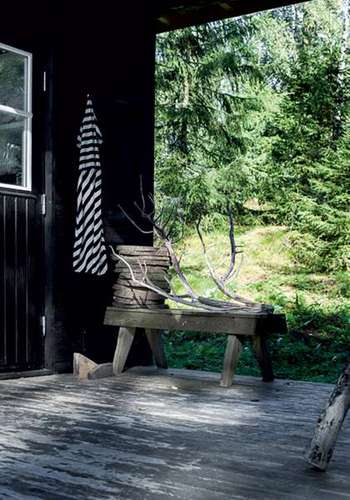 做一个安静淡然的森女 森林中的木地板小屋