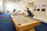 图为谷歌总部室内娱乐活动室。