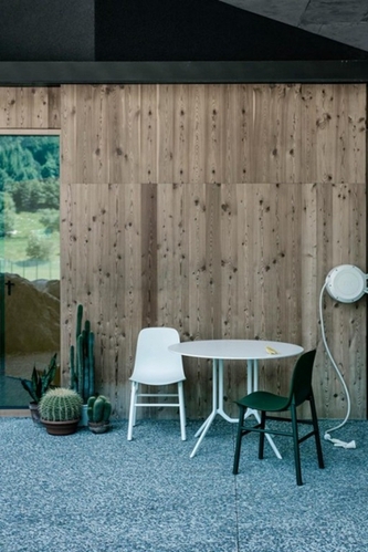 意大利Kristalia家具新品 桌椅与空间的完美融合