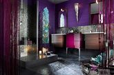     摩洛哥风格以鲜明的色彩、夸张的图案和大胆的设计成为近期设计界追捧的热潮，而现代摩洛哥风格更加的简约大方、宜居优雅，非常适合融入进浴室的装修设计。
    这些充满异域风情的元素，无论是放在起居室还是浴室，都能给家居环境带来眼前一亮的惊喜。（实习编辑：王臻）