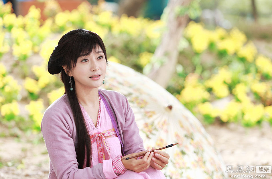 全景单元《钢铁苍穹》首映 <em>茱莉亚</em>-迭泽性感亮