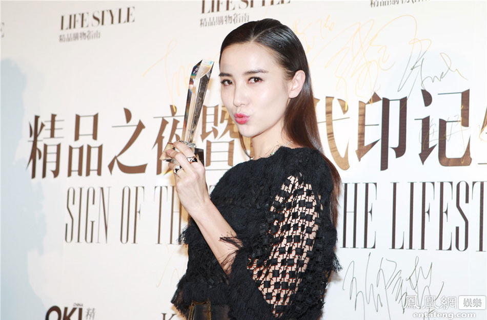 文艺女演员吴越做客非常道 透露过往恋情与生