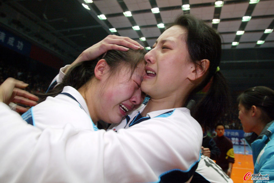 天津女排以<em>3:2</em>力克八一女排